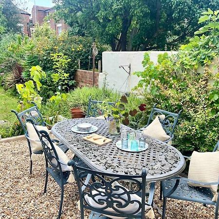 Spacious Semi-Detached Southsea House, Free Parking On Drive Portsmouth Zewnętrze zdjęcie