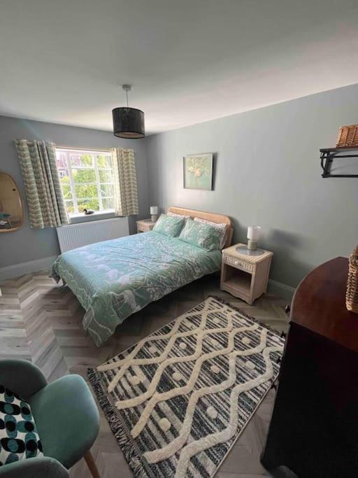 Spacious Semi-Detached Southsea House, Free Parking On Drive Portsmouth Zewnętrze zdjęcie