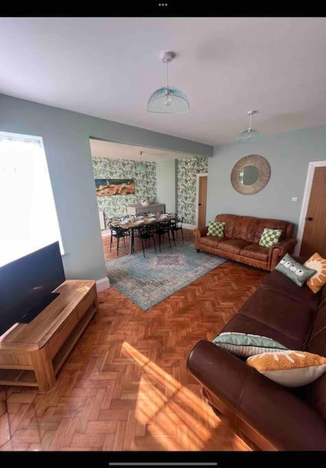 Spacious Semi-Detached Southsea House, Free Parking On Drive Portsmouth Zewnętrze zdjęcie