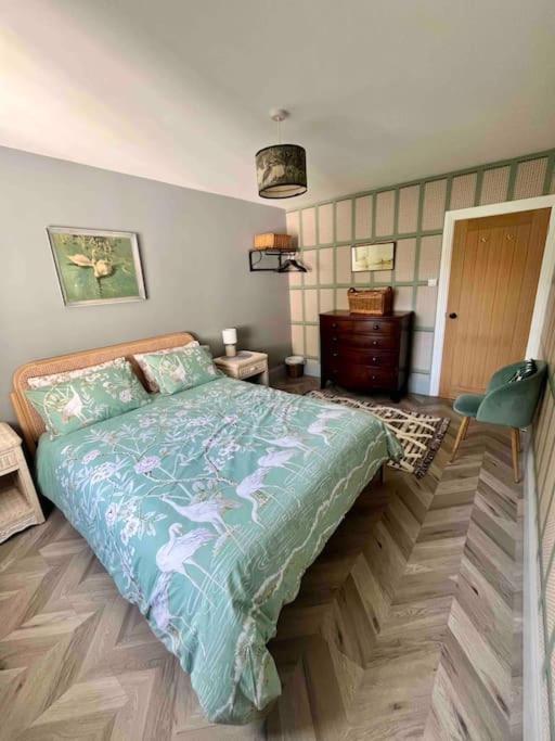 Spacious Semi-Detached Southsea House, Free Parking On Drive Portsmouth Zewnętrze zdjęcie