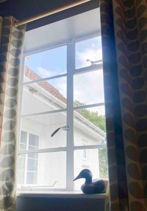 Spacious Semi-Detached Southsea House, Free Parking On Drive Portsmouth Zewnętrze zdjęcie